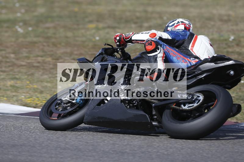 /37 09.08.2026  Pluess Motosport ADR/Freies Fahren/297